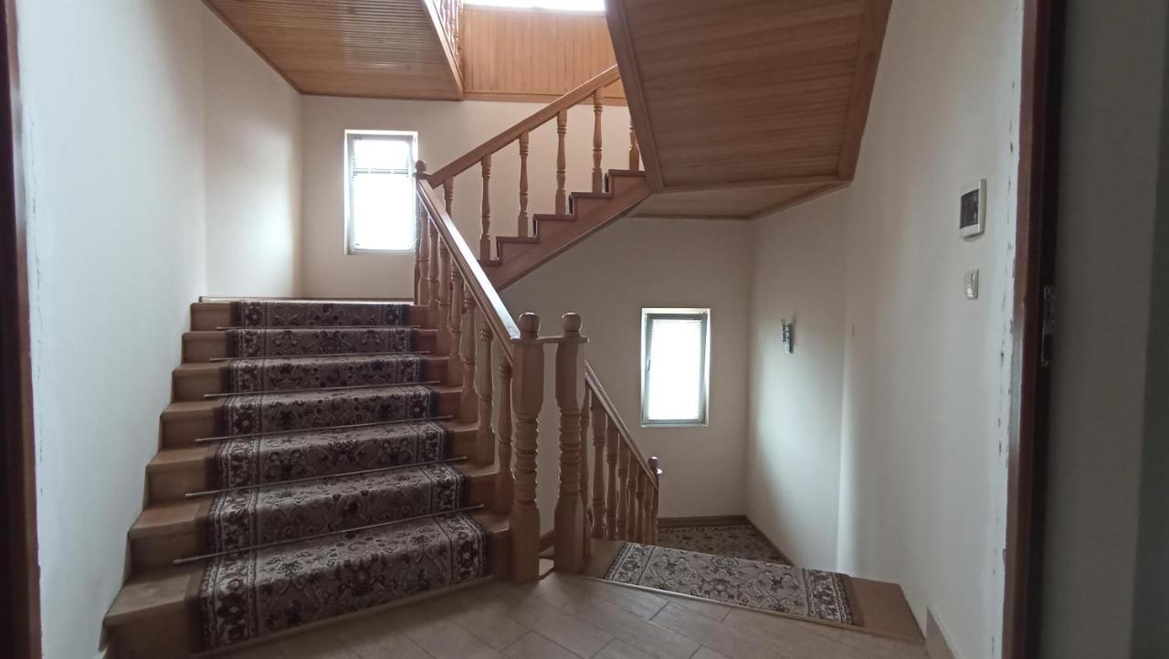 Guest House Karla Кобулеті Екстер'єр фото